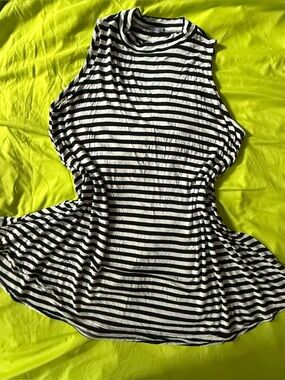 Mock neck striped trapeze dress size L